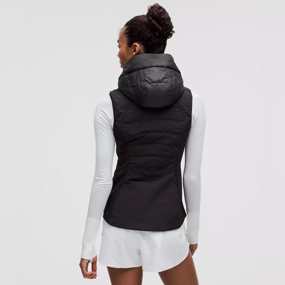 lululemon Another
Mile Vest Size 14 - Picture 2 of 16
